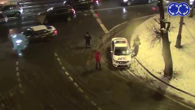 "Грамотный" напарник инспектора Гуськова. "Грамотный" напарник инспектора Гуськова.