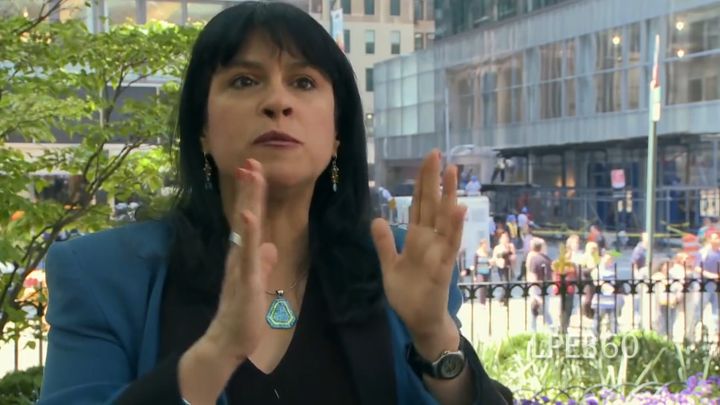 Женщина, способная заговорить любого до смерти Женщина, способная заговорить любого до смерти