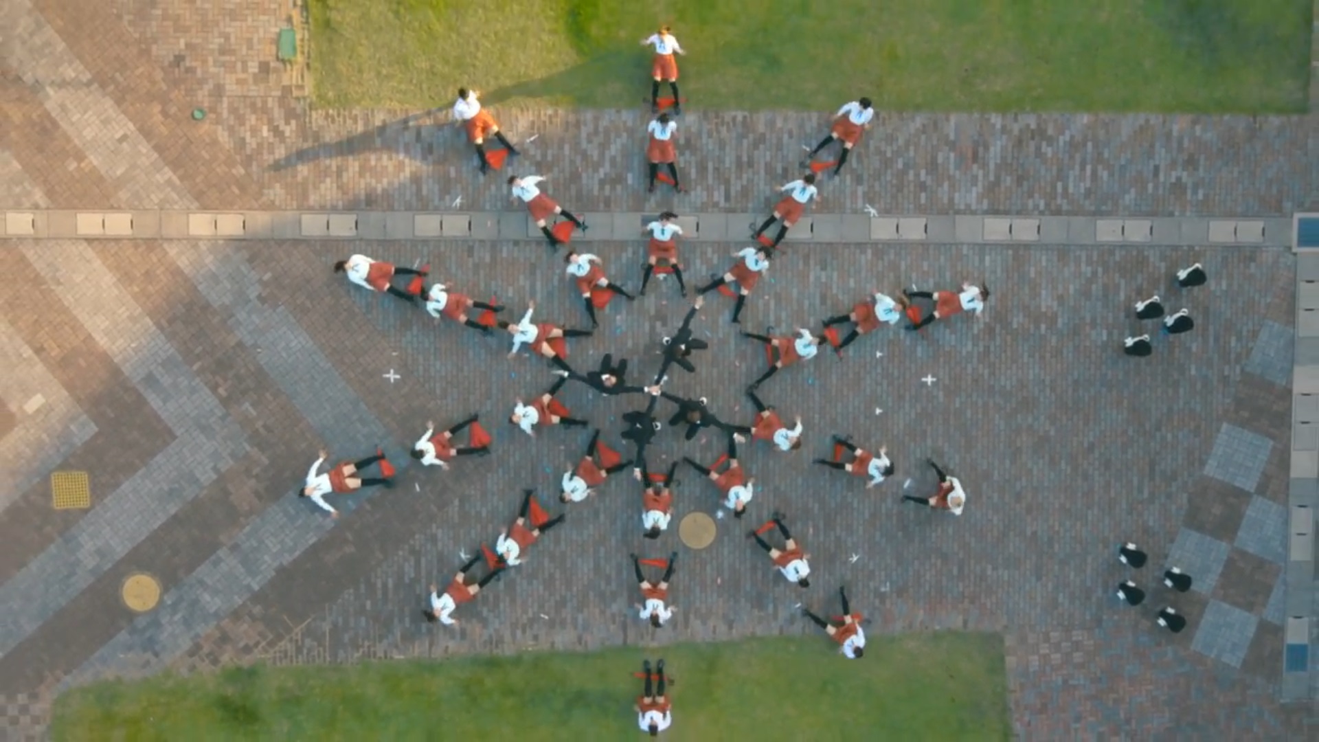 Новый технически безупречный шедевр от музыкального коллектива OK Go Новый технически безупречный шедевр от музыкального коллектива OK Go