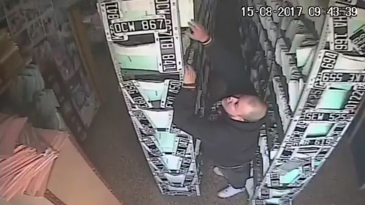 Когда оказался не в то время и не в том месте Когда оказался не в то время и не в том месте