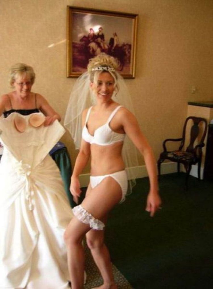 Wedding dress amateur