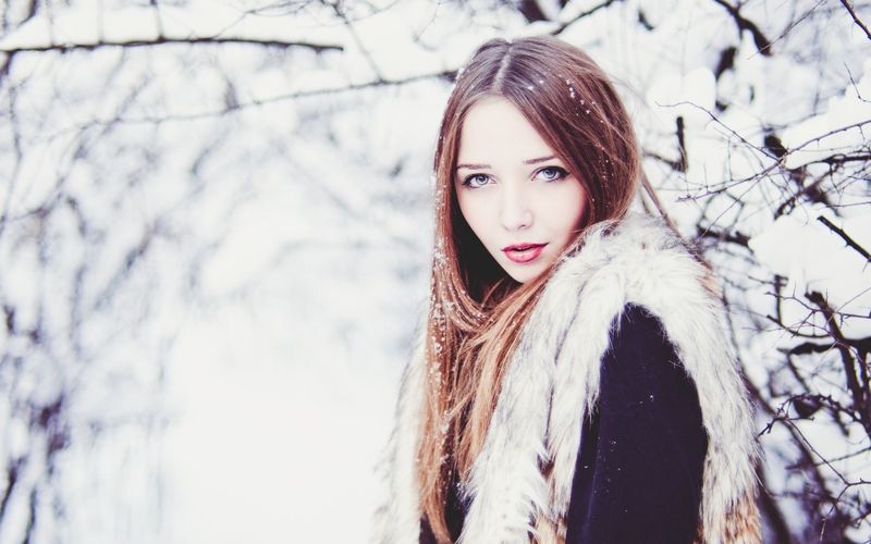  девушка зима снег

