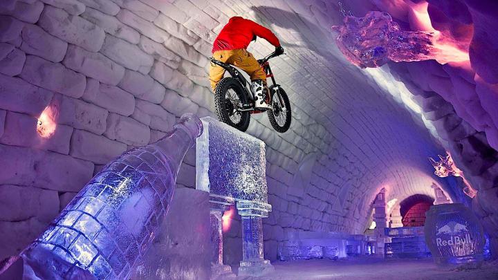 Moto Trials Riding Through Giant Igloo - Tundra Trial Moto Trials Riding Through Giant Igloo - Tundra Trial