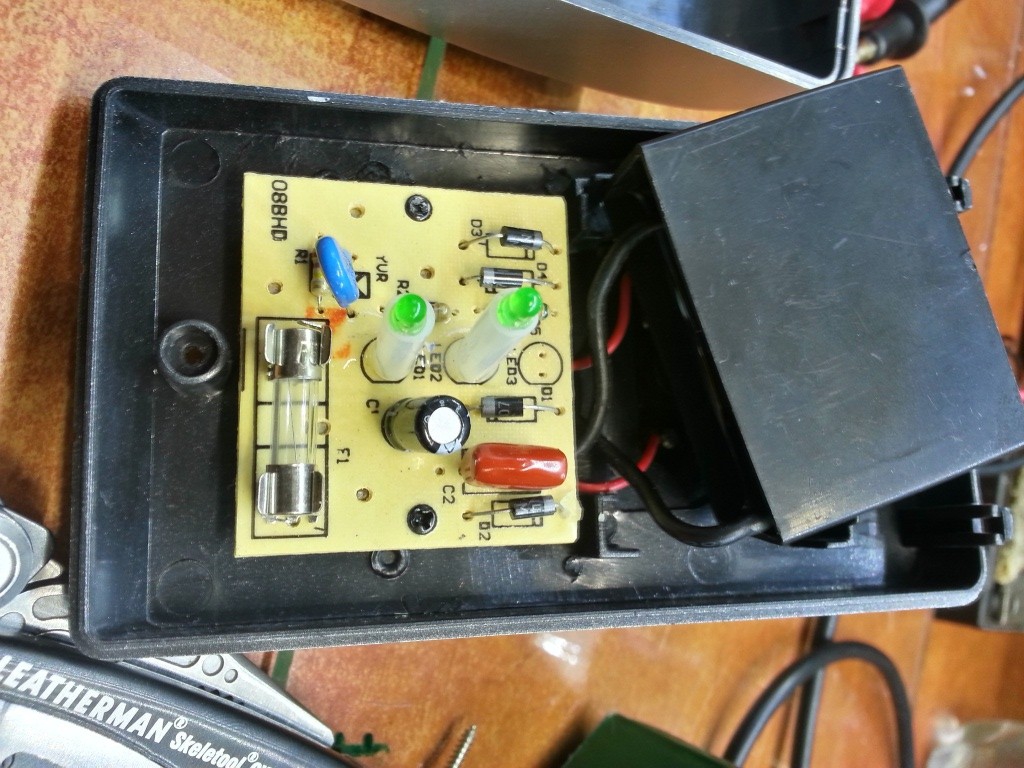 Electricity saving box Electricity saving box