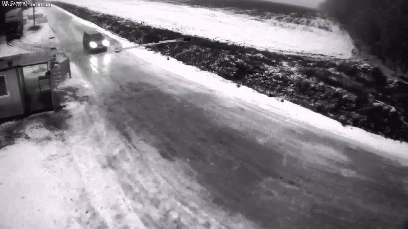 Шлагбаум спешке не помеха Шлагбаум спешке не помеха