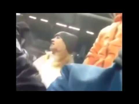 В болельщицу вселился дьявол В болельщицу вселился дьявол