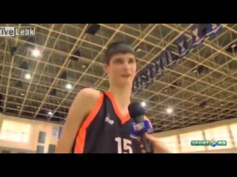13-ти летний баскетболист 13-ти летний баскетболист