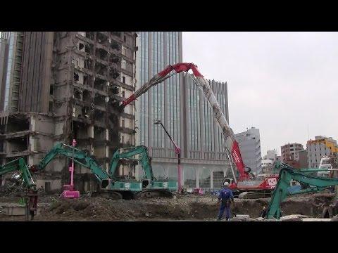Самый большой кран разрушитель в мире Самый большой кран разрушитель в мире