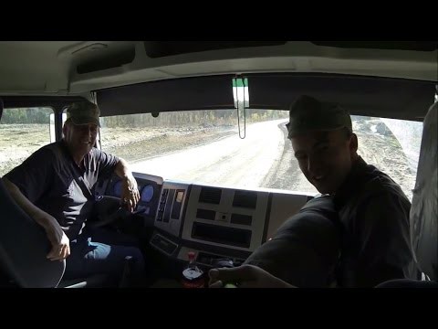 Поляк ездит автостопом по России! Поляк ездит автостопом по России!