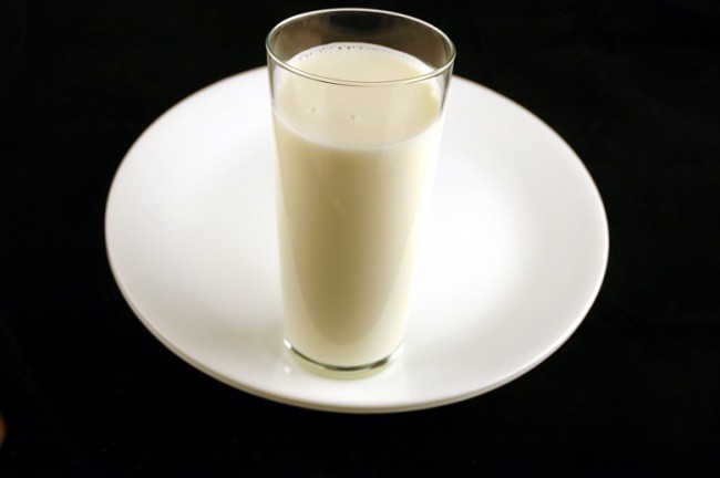 Молоко — 333 мл диета, еда, калории