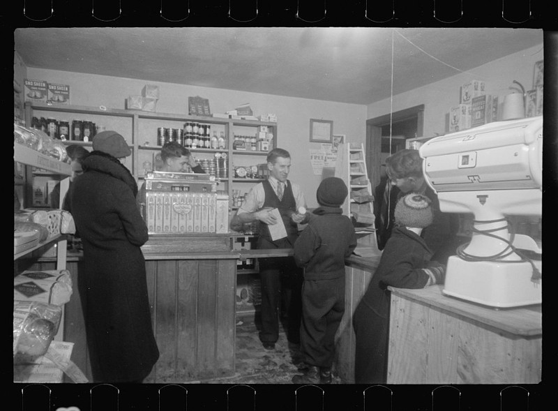 5. Кооперативный магазин. Вестморелэнд Каунти, штат Пенсильвания. Февраль 1936 года. америка, великая депрессия, кризис