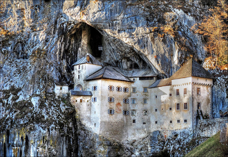 7. Предъямский замок в пещере, Словения. интересное, фото