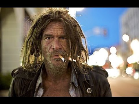 Прикол! Жестокое падения бомжа Прикол! Жестокое падения бомжа