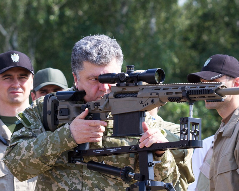 Артиллерийский гром: Киеву нужна война в Донбассе для введения миротворцев