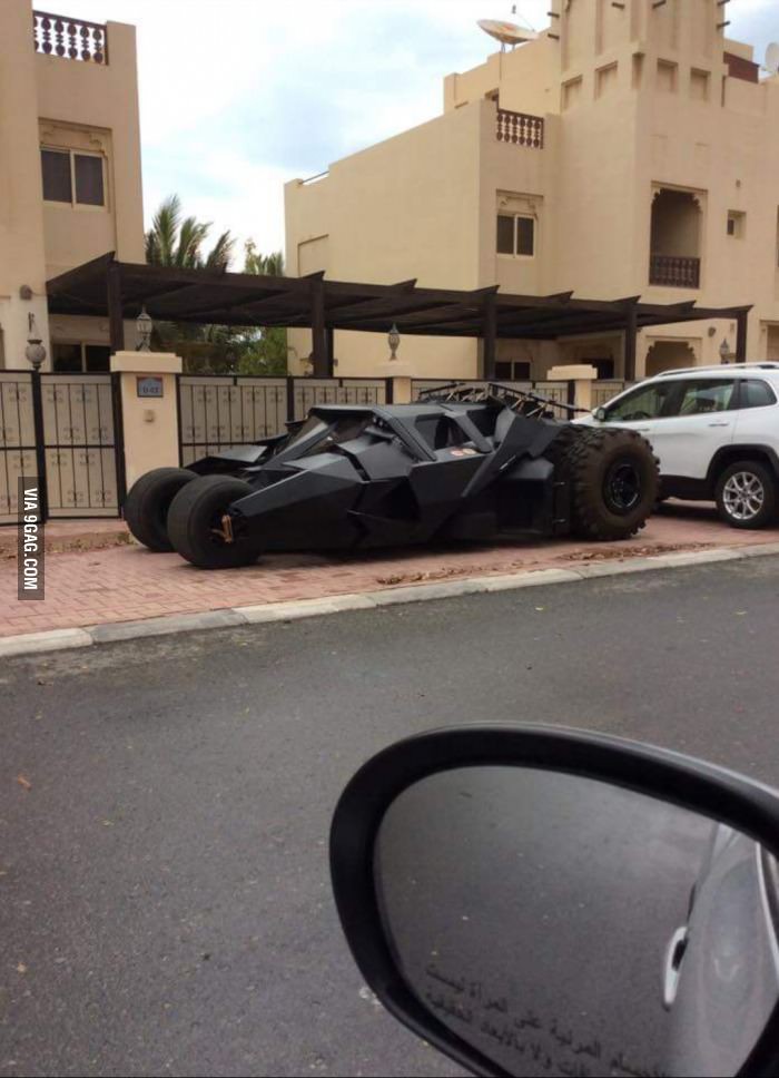 17. Даже Бэтмен отдыхает в Дубае в мире, дорогобогато, дубай, люди