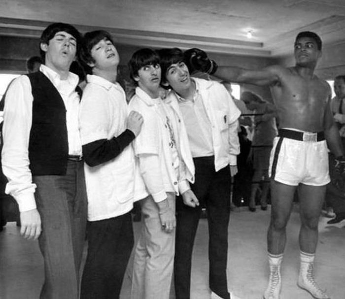 22. The Beatles и Мохаммед Али, 1964 год. история, фотография