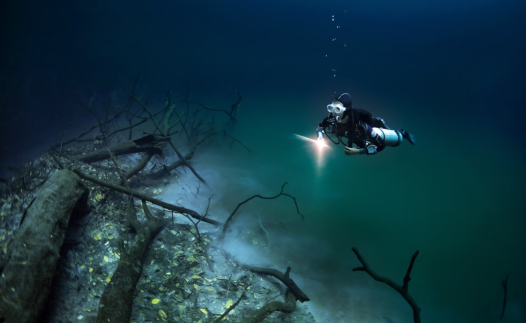Фотограф из России обнаружил реку, текущую... под водой! мексика, подводная река, сенот