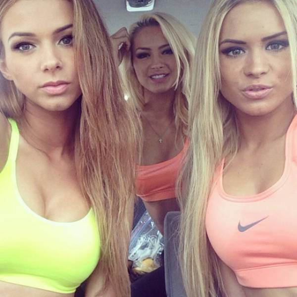Три сестренки, от которых вы не сможете отвести глаз, очаровали Интернет девушки, красотки, румыния, сестры