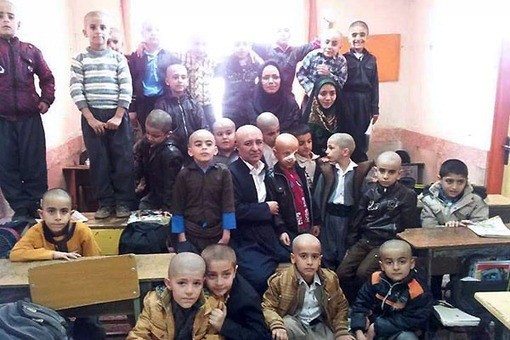 2. Иранский учитель, побривший голову, чтобы поддержать больного раком ученика доброта, милота, фотографии