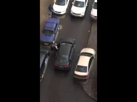 "Сюда заедь дура" "Сюда заедь дура"