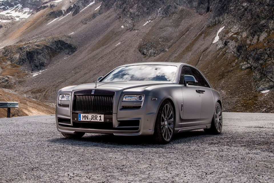Rolls-Royce Ghost от немецкой фирмы Novitec и ее подразделения Spofec, отвечающего за доработку моделей Rolls-Royce. Самый доступный седан RR получил новый карбоновый обвес, углепластиковый спойлер и 22-дюймовые диски. автотюнинг, тюнинг