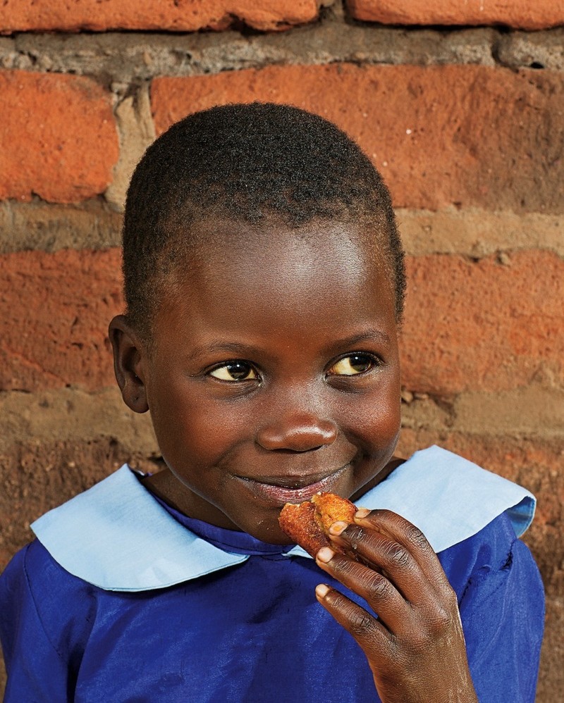 Эмили Катумба – 7 лет, Читедзе, Малави вокруг света, дети, завтрак