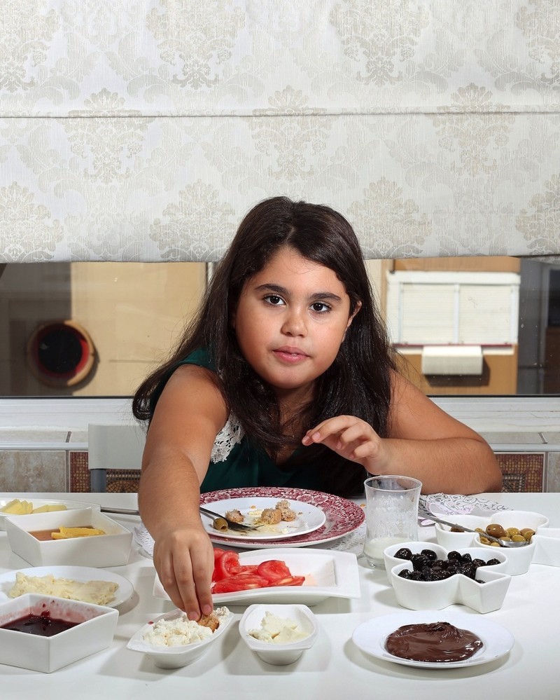 Ойку Озарслан – 9 лет, Стамбул вокруг света, дети, завтрак