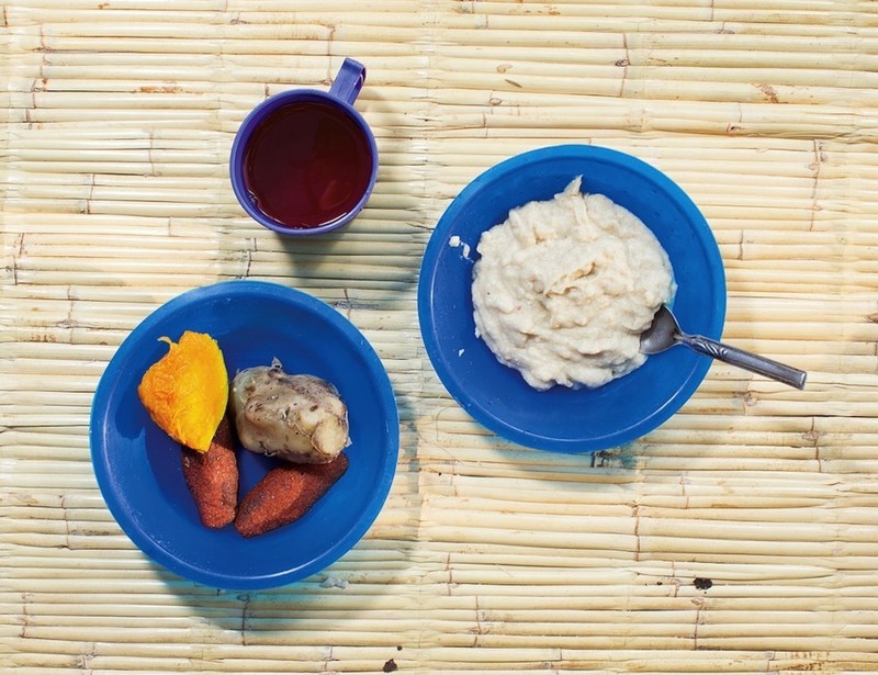 Шокирующая серия фотографий демонстрирует, что едят на завтрак дети в разных уголках планеты вокруг света, дети, завтрак