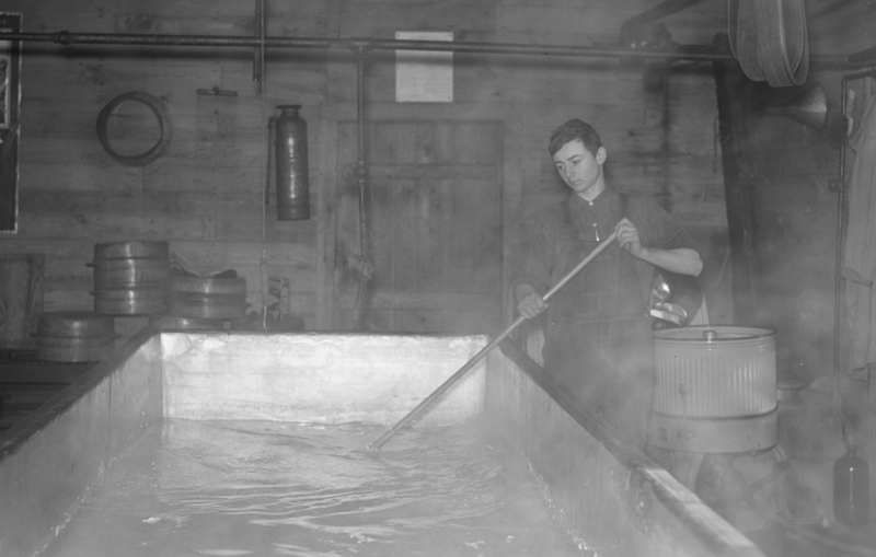 12. Сельская сыроварня (окрестности Нью-Йорка, США, 1937 год) история, производство
