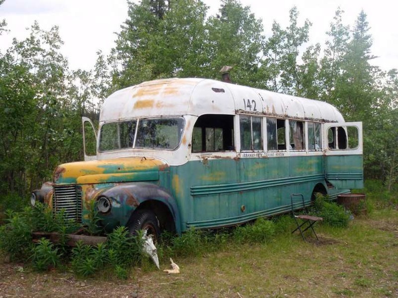 11. "Волшебный автобус" на Аляске заброшенные места, крипи, прикол, ужас