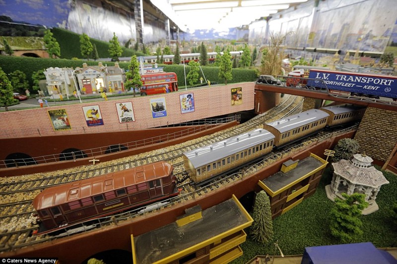 Пенсионер создал невероятную модель железной дороги за 250 тысяч фунтов стерлингов железная дорога, мечта, пенсионер