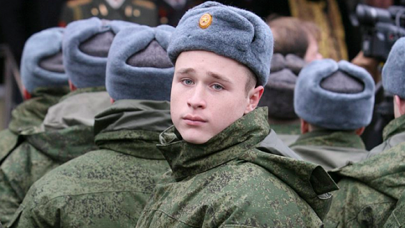 Нужно ли ходить в армию? Нужно ли ходить в армию?