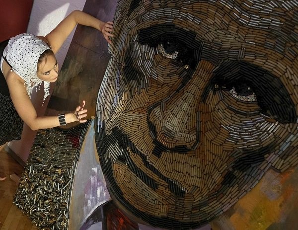 Портрет Путина из гильз Портрет Путина из гильз война, прикол
