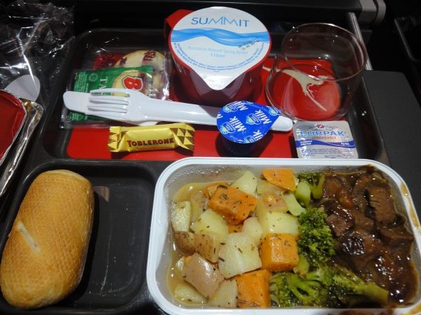Пилоты получают разную еду, чтобы оба не отравились. А вы? авиация, катастрофы, опасности, самолеты