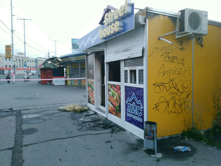В Запорожье женщина сожгла себя, облив бензином В Запорожье женщина сожгла себя, облив бензином