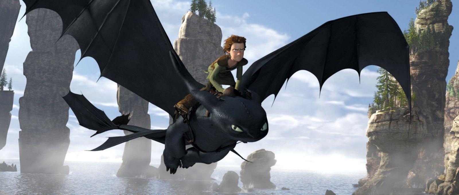 13 лучших драконов в кино и на ТВ (14 фото)