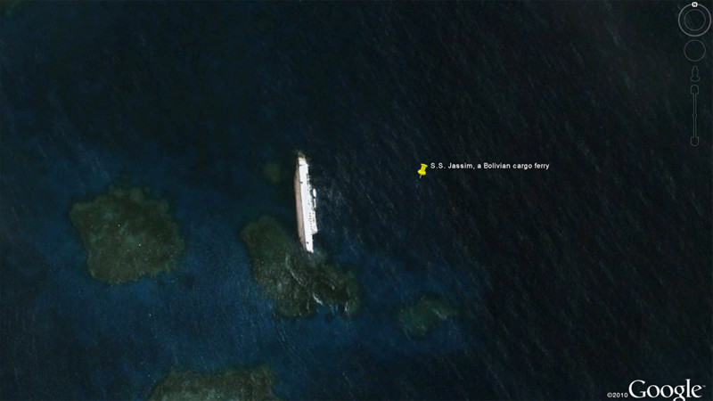 10. Судно SS Jassim заотнуло в 2003 году. Кораблекрушение было настолько крупным, что его удалось найти на Google Earth Google Карты, вокруг света, интересное, открытия