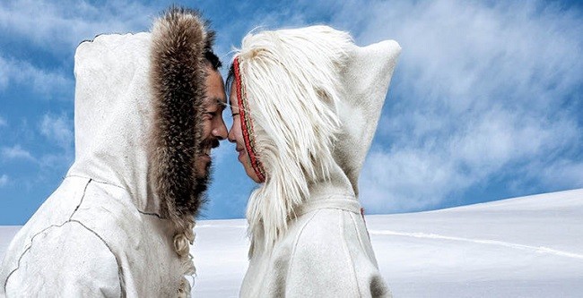 Одолжить чужую жену и еще 8 национальных особенностей эскимосов, которые вас поразят