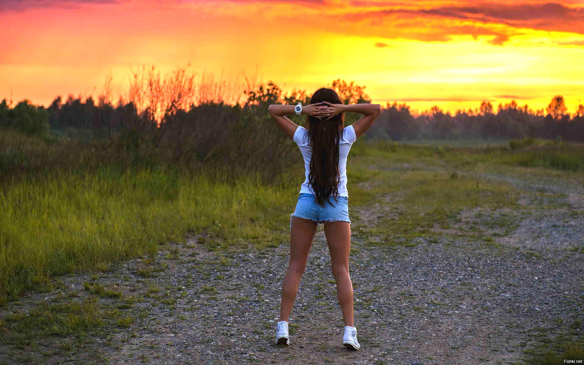Красивая девушка фото спина ава Красивая девушка фото спина ава