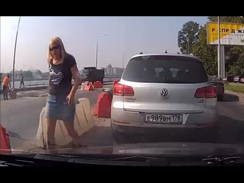 Ты че, дебил? Не видишь Я еду! Ты че, дебил? Не видишь Я еду!