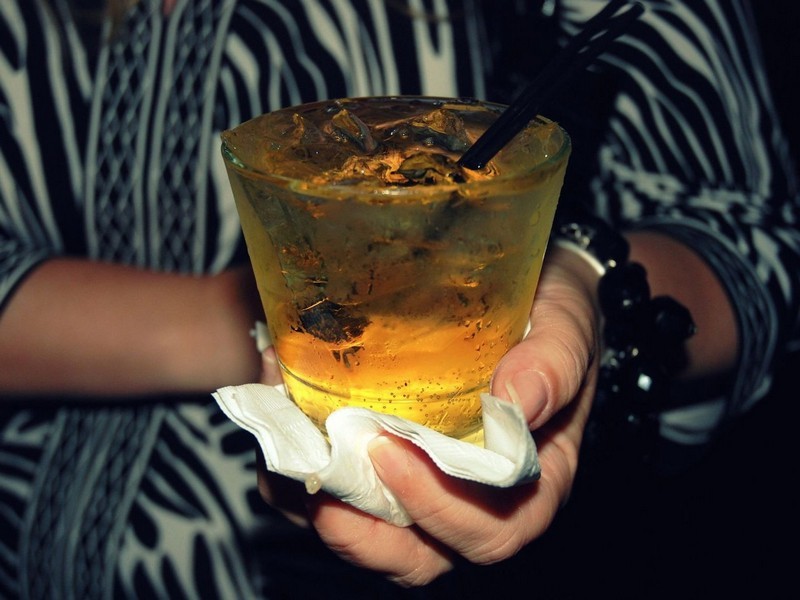 Заказывая коктейли на основе водки и Ред булла, будьте особенно внимательны бармен, интересно, познавательно