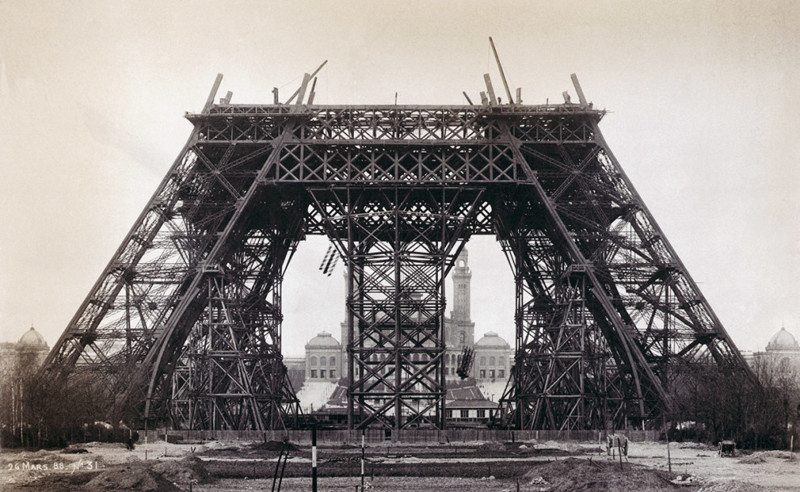 5. Строительство Эйфелевой башни в 1888 году. история, мир, фотография