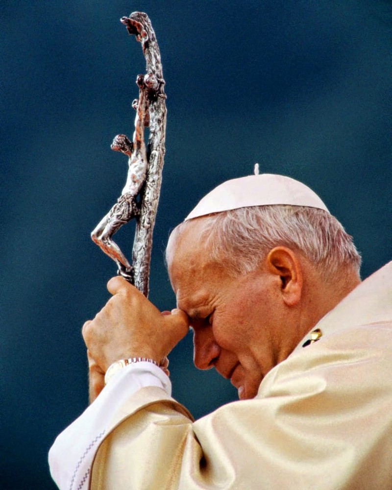 5. Папа Иоанн Павел II был не в восторге от работы Хокинга Стивен Хокинг, интересно, факты