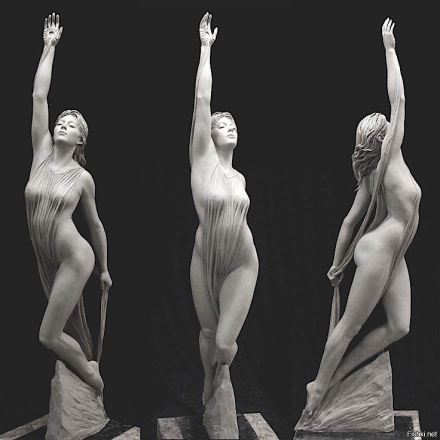 Скульптура Обнаженной Женщины