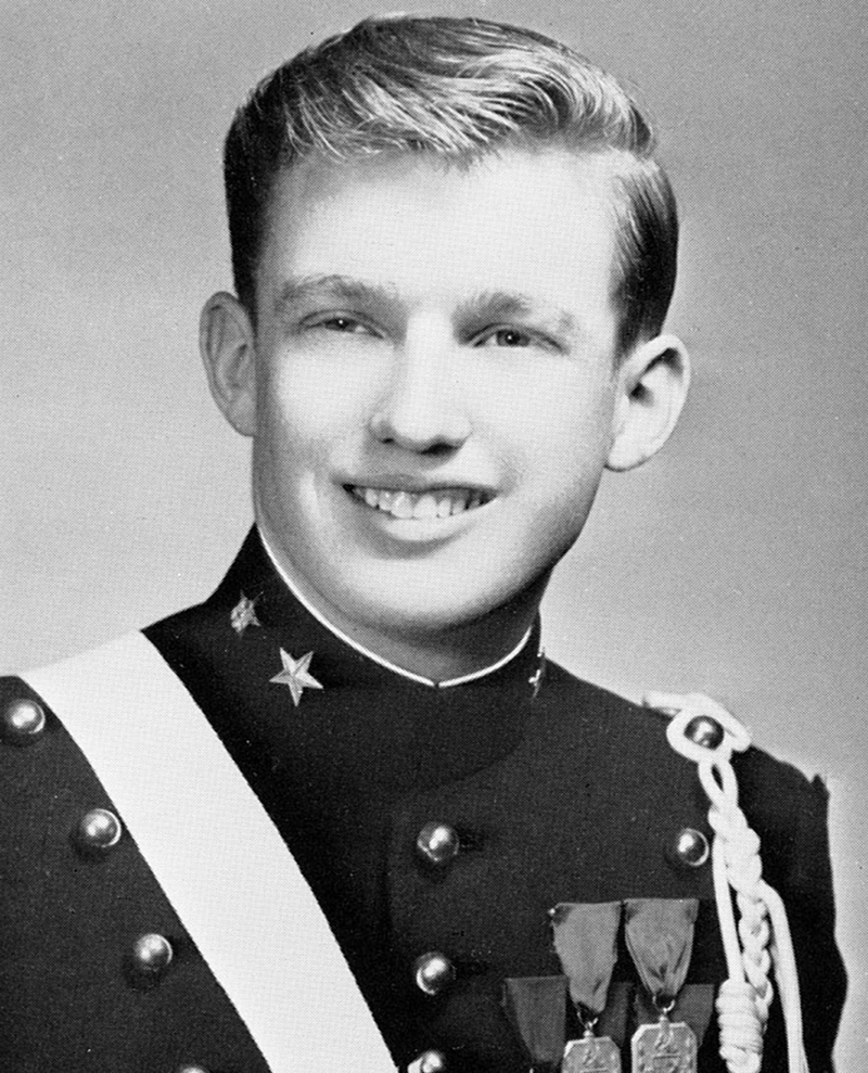 Дональд Трамп, выпускник Нью-Йоркской военной академии, 1964 год  история, фото