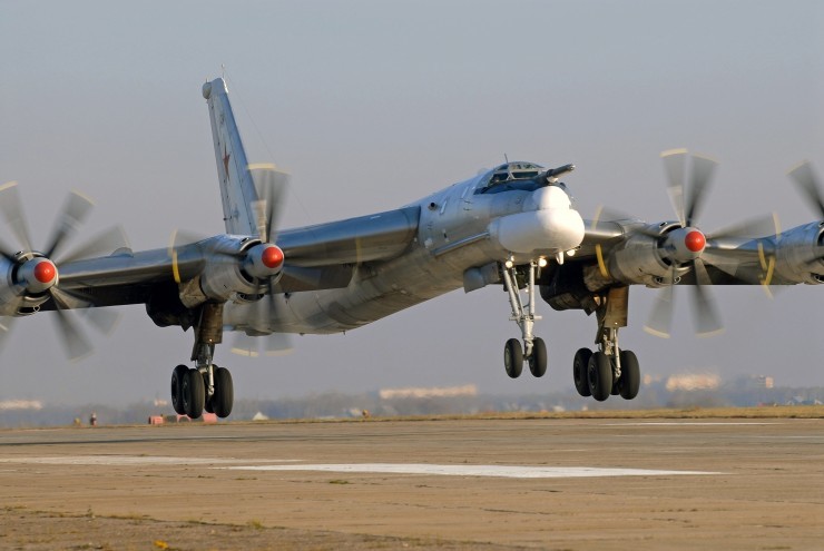 С Днём рождения "Медведь" Ту-95, война, история, медведь, самолеты
