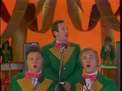 Кап-кап-кап, из ясных глаз Маруси Кап-кап-кап, из ясных глаз Маруси