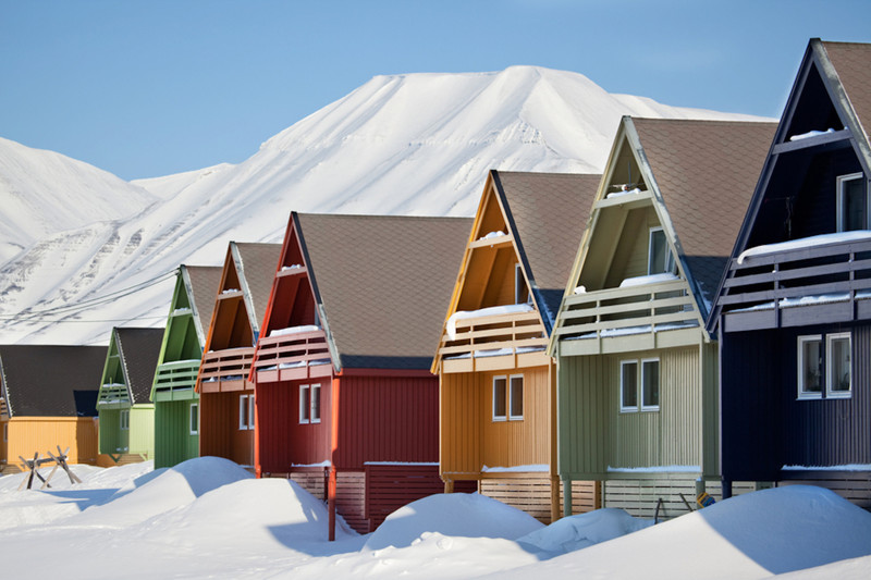 Longyearbyen, Svallbard, Norway архитектура, пейзаж, разноцветные города, юмор