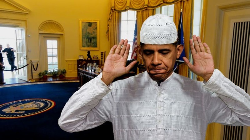 Обама планирует перевезти в Америку толпы мусульман Конспирология, диктатура, обама, обвинения