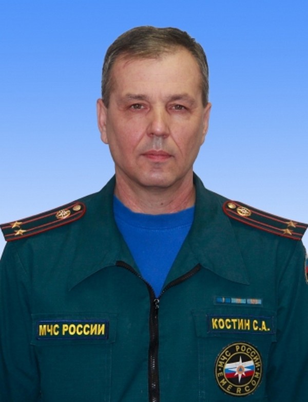 Офицер МЧС погиб, до последнего спасая людей на пожаре в Казани 2015, героизм, герой